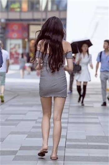 妹妹的第一次有点紧