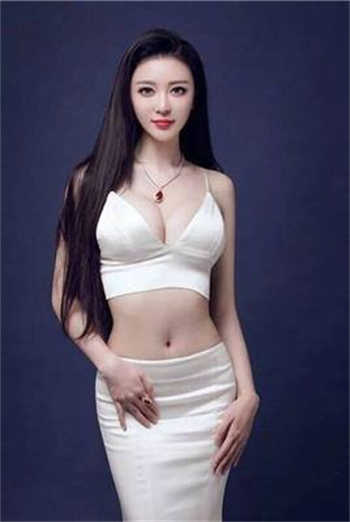 网红鹿少女微博