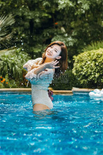 美丽的女儿木鱼汉语