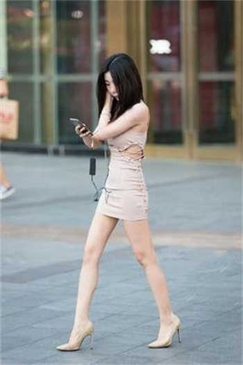 比萨送货只不过是借口