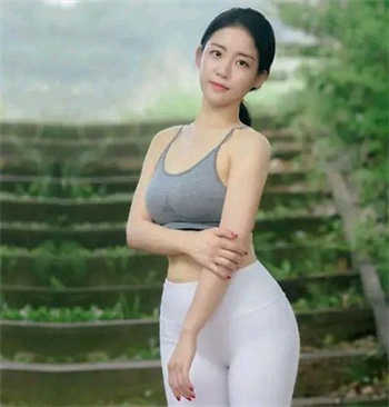 天使与恶魔的战斗动漫