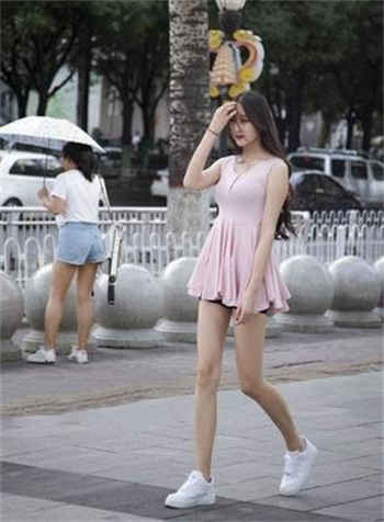 神评论别人的说说简短