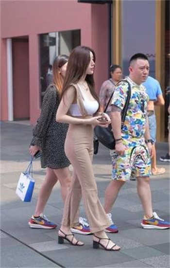 蜜桃佳人app