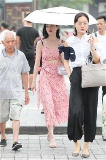上海曹路美玉足浴