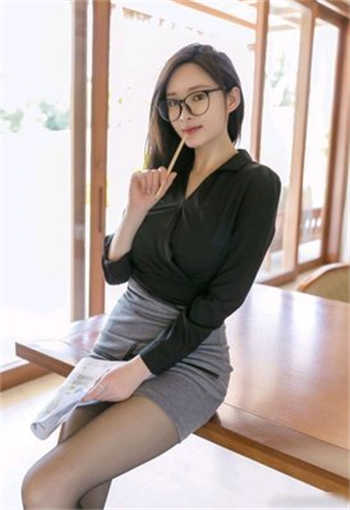 附近的女人加我微信聊天