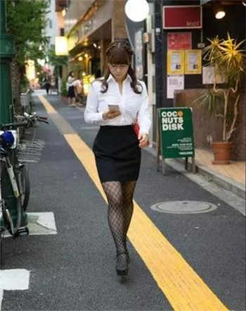 uki主播