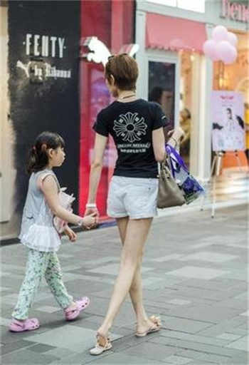 工地上被民工 黄小婷