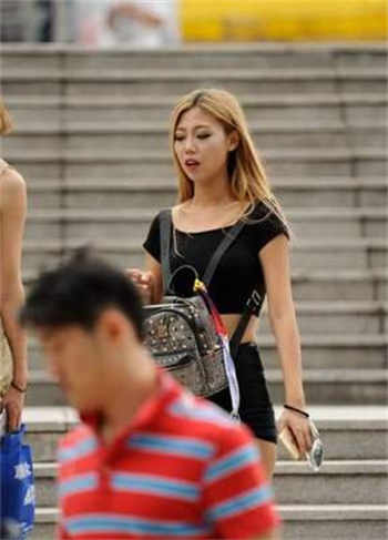 《名门夫人宠妻成瘾》