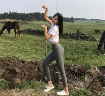 夫妻之间高难度动作