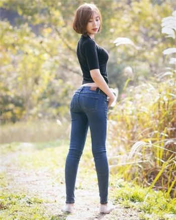 裴清傲锦年
