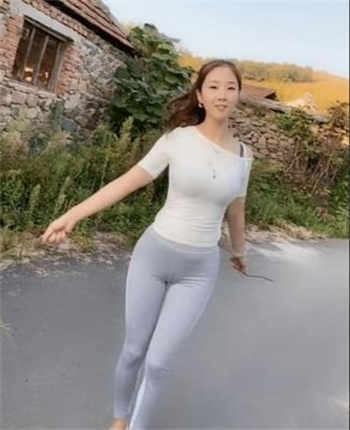喜剧影视发展