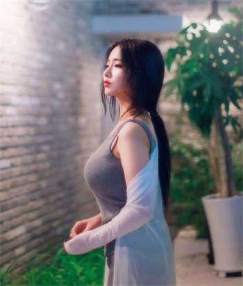 保剑锋主演的出租女友